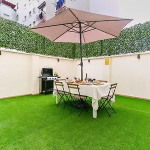 deluxe-bajo-con-terraza-homeabroad-apartments.es-andalucia.com/